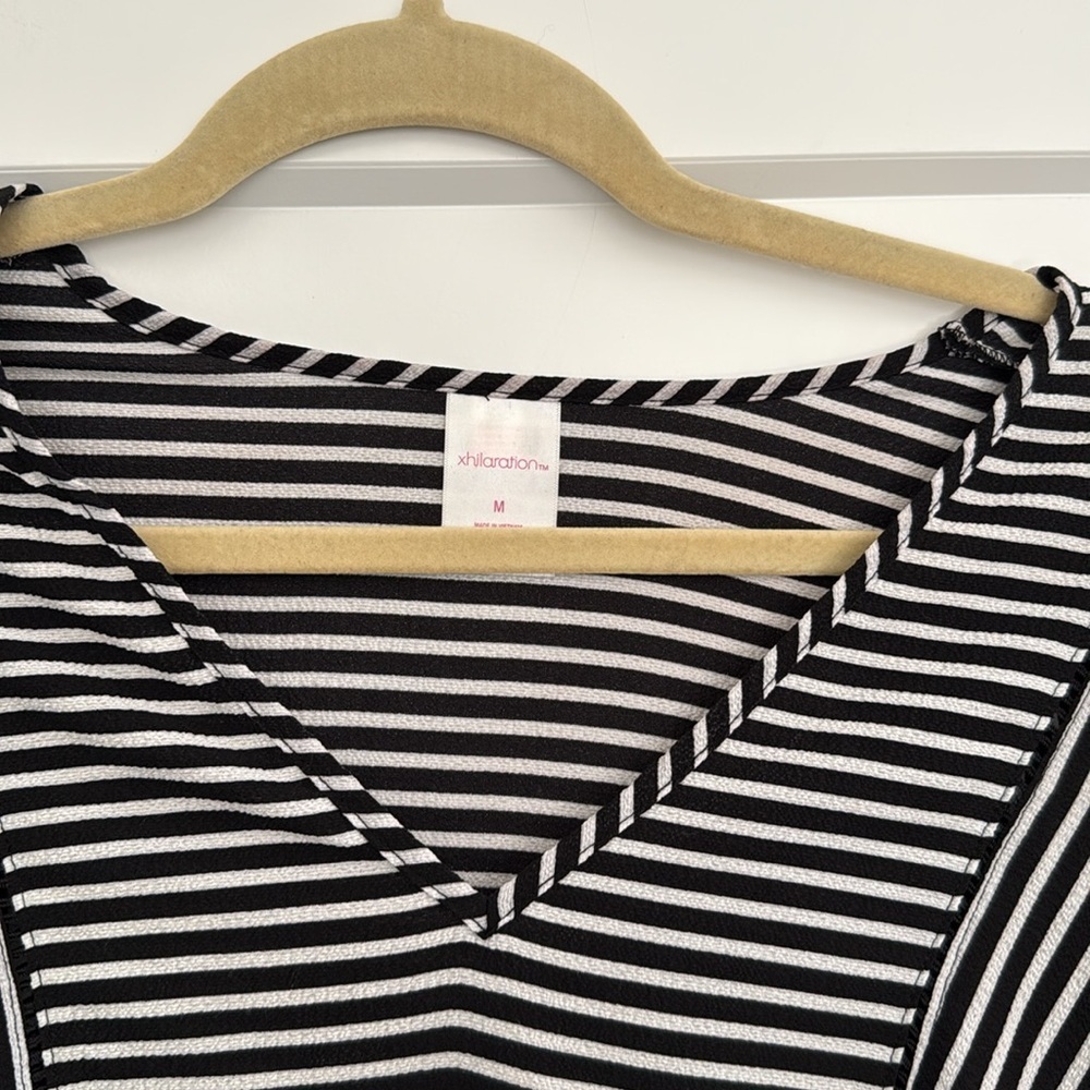 Target Xhilaration Black and White Strip Swimsuit Cover up - Picture 2 of 2